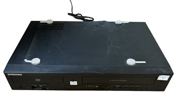 Samsung DVD Player Model V9800 - 17x11x3.5