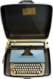 Smith-Corona Classic 12 Vintage Typewriter- Handle/lock Is Broken Off