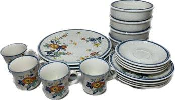 Dishes - Mikasa Cordon Bleu Floral Table Set