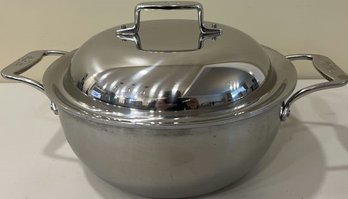 All-Clad D5 Stainless Steel Cooking Pot (5.5 Qt)