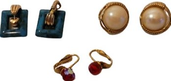 Retro Costume Jewelry Earing Assortment. Great For Great Gatsby New Years Party