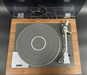 Pioneer Stereo Turntable PL-50 (20'Lx16'Wx8'H)