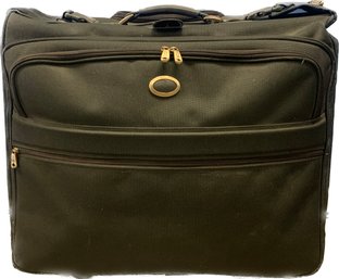 Atlantic Green Rolling Suitcase