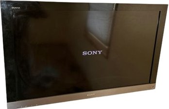 Sony Bravia 40in LCD Digital Color TV With Mounting Rack And Remote