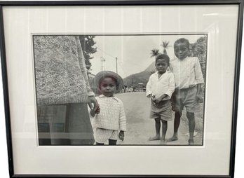 Framed Black And White Photography  Taken By Janice Levy In Madagascar (26x20)