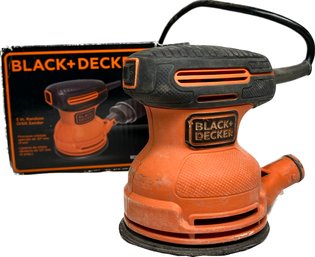 Black And Decker 5in Random Orbit Sander (turns On)