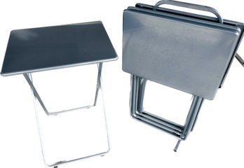 Set Of 4 Silver Colored TV Trays With Stand