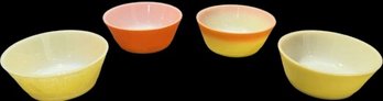 4 Small Vintage Bowls By Anchor Hocking Fire King  5x2