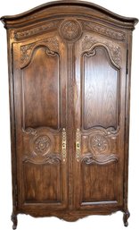 Late 20th Century Henredon Louie XV Style Four Centuries Carved Oak Armoire- 44x19x82