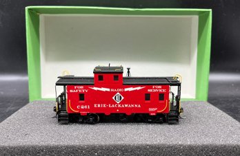 Overland Models Inc, EL Off Set Cupola Caboose Custom Painted, Radio Equipped, Made In Korea By Ajin Precision