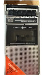 GE Vintage Cassette Tape Recorder Slim AC/DC, Model: 3-5016