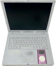 Apple IBook G4 Laptop, 4GB IPod