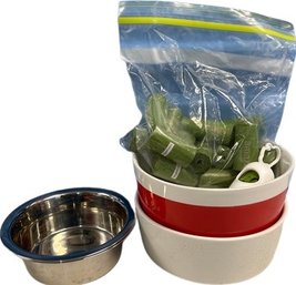 Peggy 11 & Waggo Dog Bowls With Dog Bags & Dispenser - Waggo Bowls Are 8.5Wx3H