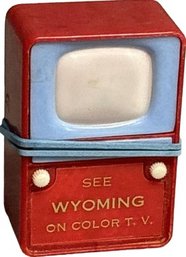 Tiny Vintage Souvenir View Finder Wyoming, Works With Rubber Band