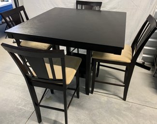 Hillsdale Furniture L.L.C Dark Brown Wood Table And 4 Chairs