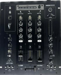 Behringer Pro Mixer Nox-303