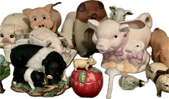 Pigs - Plastic, Salt & Pepper Shakers, And More