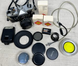 Vintage Fuji A AZ-1 Camara, Case & Vitivar Accessories In Canon Carrying Case