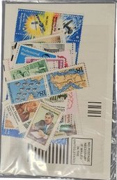 1981 Commemorative Mint Set Stamps. Item No.881. Stamps In Sealed Bag - 9'