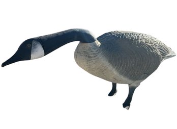 Goose With Head Down Outdoor Decor - 16'Height