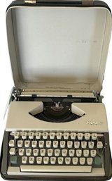 Olympia Vintage Typewriter, Working, With Case Broken Zipper