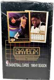 BOX BASKETBALL -Unopened 1990-91 NBA Skybox Basketball Cards