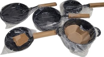 Still In Factory Plastic Cuisinart Pro Classic 15 Piece Aluminum Ceramic Non-Stick.