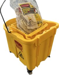 Rubbermaid Commercial Mopping Bucket And Supplies