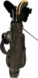 Bennington 35in Golf Bag With Various Golf Clubs ( 18 Clubs Total)