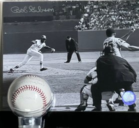 1968 MLB Bob Gibsons 40th Anniversary Commemorative Ball And Photo Set. Limited Edition. World Series.