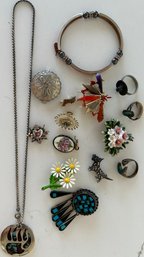 A Bundle Of Vintage Rings, Clips, Bracelet, Pin Brooch, And Necklace - 10' Necklace