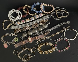 Clasp Bracelets: Silvertone, Goldtone, Gemstones, Rhinestones. Cameo, Animal Print And Much More.