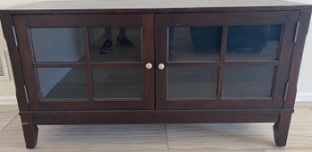 Classy Wooden Entertainment Center By Whalen Furniture MFG Inc. Made In China - 50x22x26'