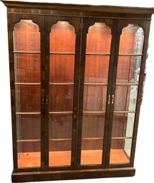 Henredon Hutch- 1 Piece, 8 Panes If 1/4in Glass, Working Lights, 63x14.5x84in