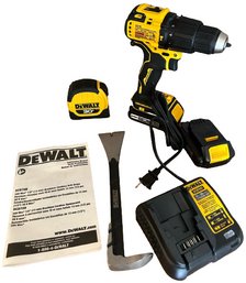 DeWalt  Cordless Drill Setwith Battery Pack & Measuring Tape