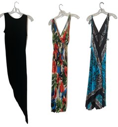 Womens Maxi Dresses - V Neck And Scoop Neck - 1 Color Black And 2 Printed - Sizes - 9 - 12