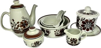 Figgjo Norway Hedda Gravy Boats (2), Tea Pot, Sugar Dish, 12025 Norway 1qt Round Casserole Dish, & More Dishes