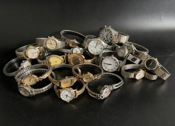 Watches, Mens And Womens, Untested. Elastic Bands. Goldtones. Silvertones.