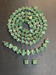 Venturine (quartz) Beads Necklace (86 Beads) 30in, 5 Inch With 11 Beads, & 2 Loose Beads- No Clasps On Items