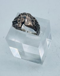 Sterling Horse Ring. Note Break In Ring Band. See Photo. 3.40 G