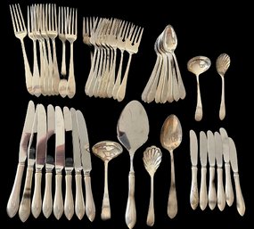 Reed & Barton Sterling Silver Pointed Antique Pattern Flatware 50 Piece Set