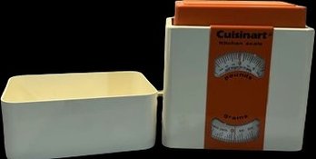 Vintage Cuisinart Food Scale (7x6.5x4) For Pounds And Grams. Includes Removable Container.