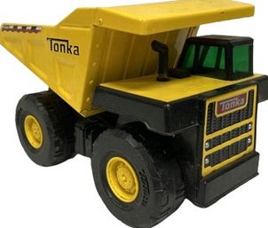 Toy - TONKA 4000 Dump Truck Pressed Steel & Plastic Hasbro C-239A- 9.5in Tall