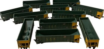 Collection Of Matching Model Train Carts From Northwestern Chicago System-Mostly Plastic (11) 6.5x1.5x1.5