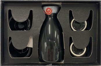 (2 Box) Black Temptation A Set Of 5 Practical Beautiful Sake Jugs And Wine Glasses Set