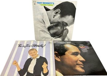 Three Vinyl Records Including June Christy, Perry Como And Tony Bennett