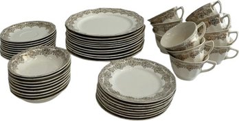 National Brotherhood Of Operative Potters Royal China Warrented 22-k- Gold Duane Plates, Bowls And Cups Set