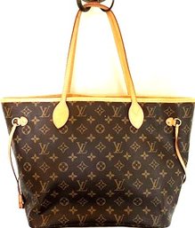 Louis Vuitton Neverfull MM With Clutch: Lightly Used, Few Scuffs.