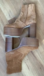 Simon Miller. Size 38. Tan Suede. Wood Heel. Side Zipper.