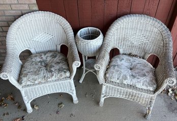 (6) Wicker Style Patio Furniture,  Chairs 28Lx24Wx35H Bench 52Lx25Wx35H